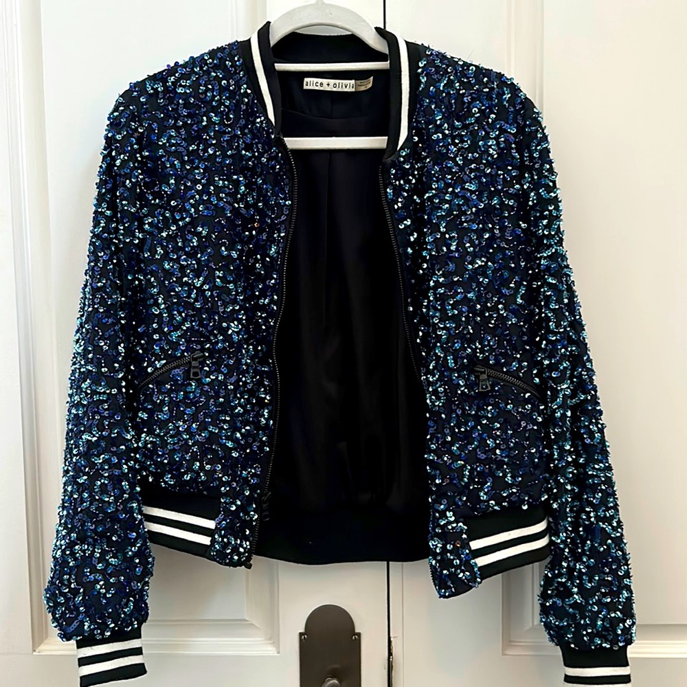alice + olivia blue sequin bomber jacket. Size -L